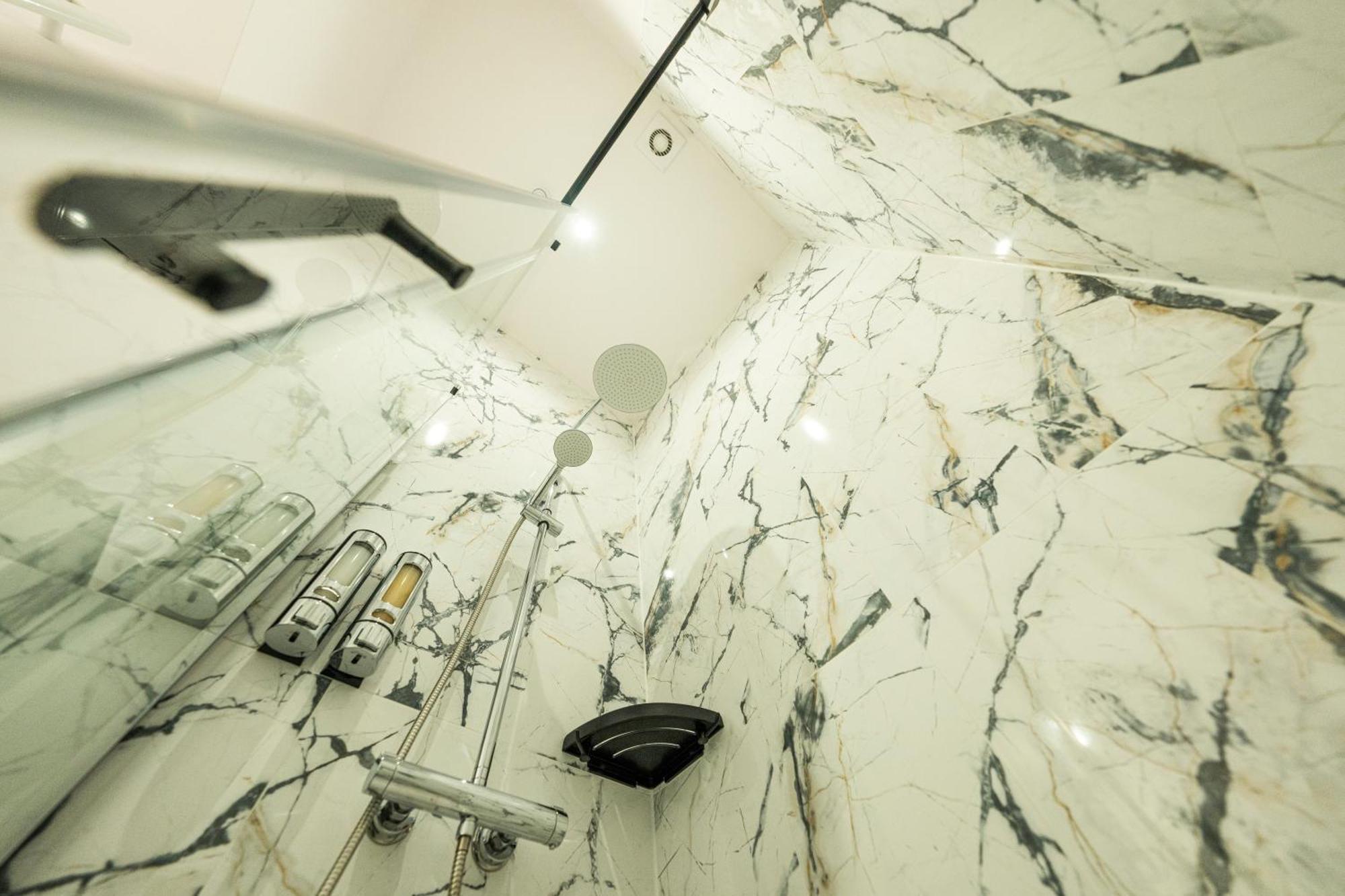 بوزنان Elegant Apartments المظهر الخارجي الصورة